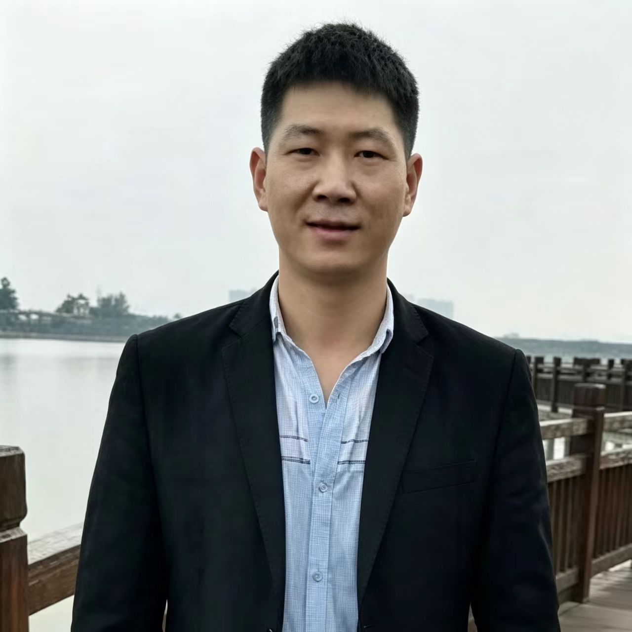 胡宇